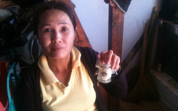 Hình[-]mỹ[-]nhân[-]"in"[-]trên[-]trứng[-]gà[-]luộc[-]ở[-]Lâm[-]Đồng?